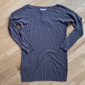 New! BCBGeneration aluminum color long sleeve tunic sweater size XS/S